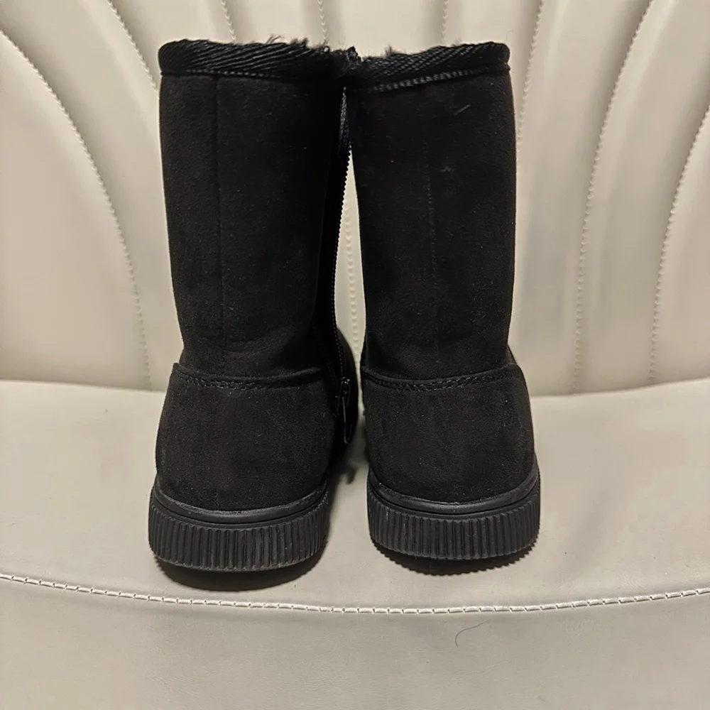 Cat & Jack Kids Black Boots Faux Fur Lined Zipper Winter Shoes Size 13